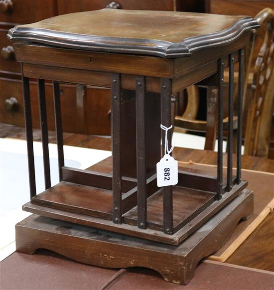 An Edwardian tabletop revolving bookcase with top compartment W.36cm